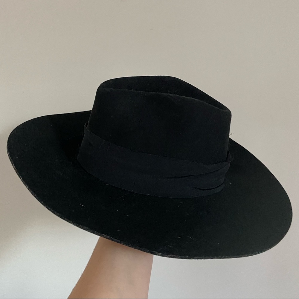 Janessa Leone Aya Hat
